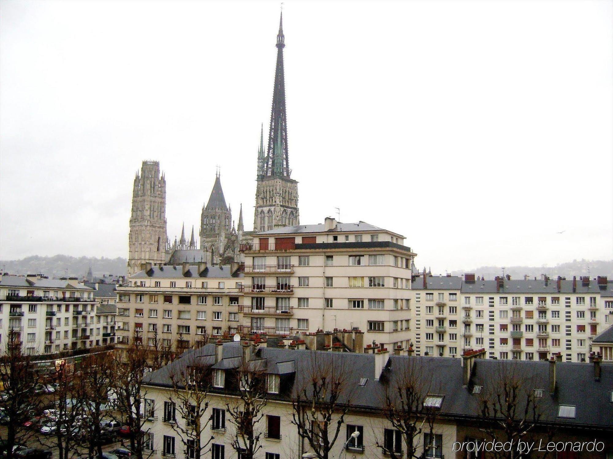 Hotel Ibis Styles Rouen Centre Cathédrale Esterno foto